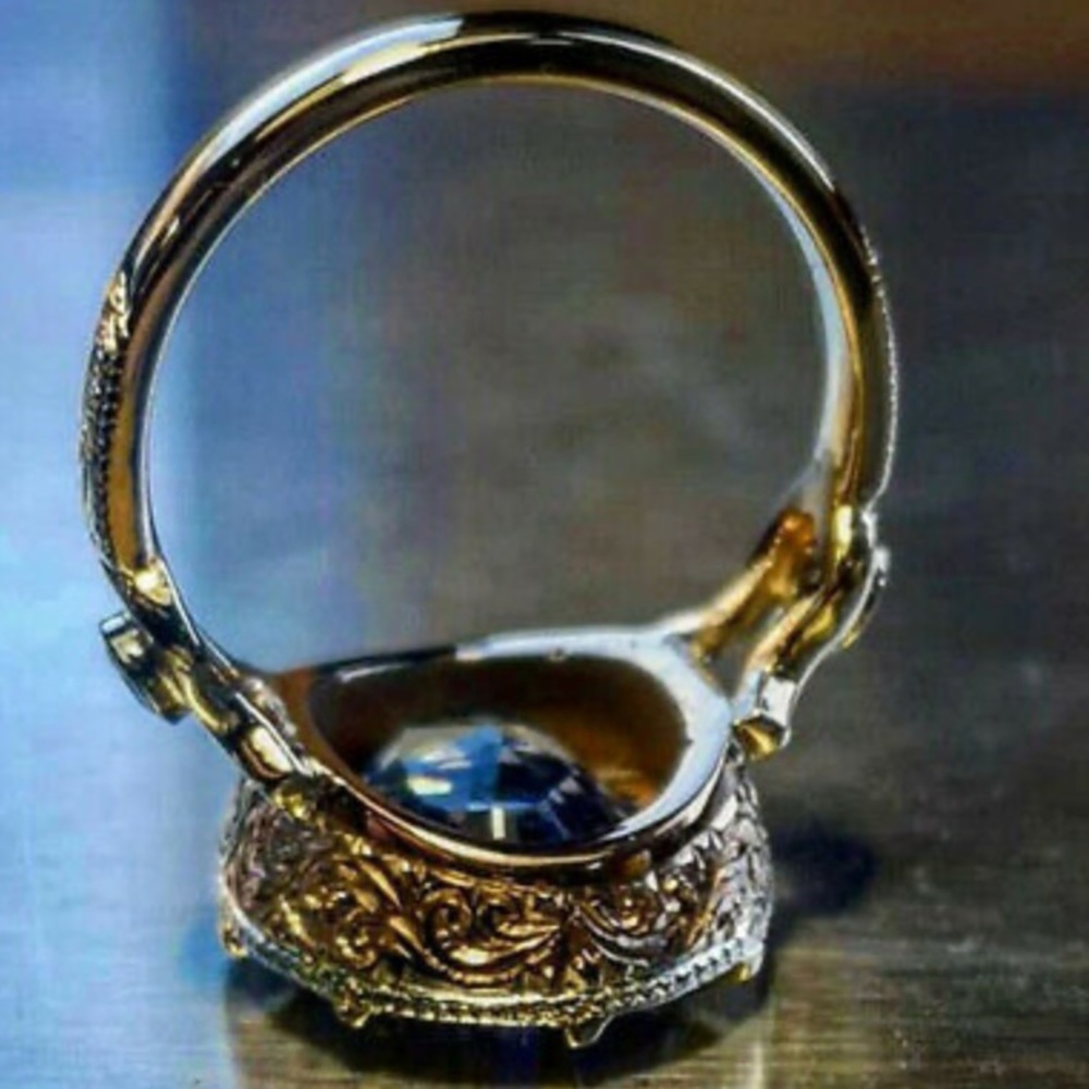 NEW 925 Sterling Silver Blue Stone ring - Picture 3 of 3
